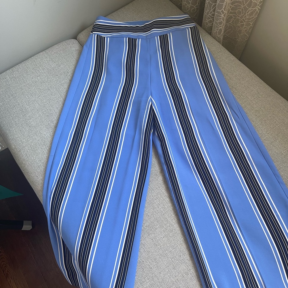 Express pants cropped culottes High Rise 2 in good condition